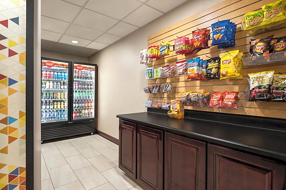 Holiday Inn Express & Suites Mobile West - I-10 By IHG