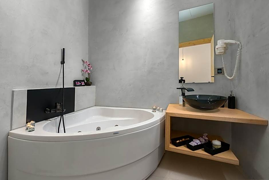 Old Town Senses Boutique Hotel