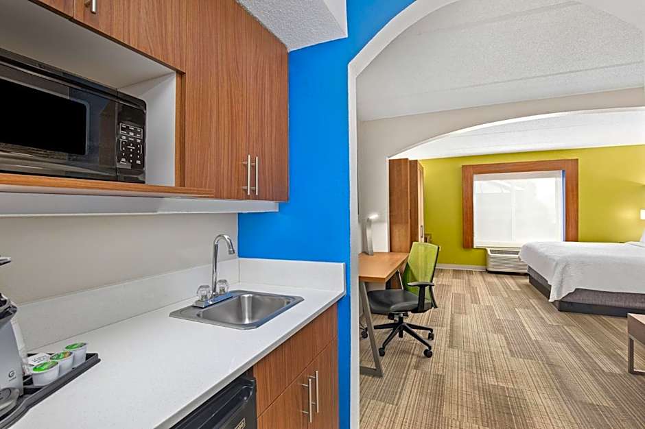 Holiday Inn Express Hotel And Suites Kings Mountain By IHG