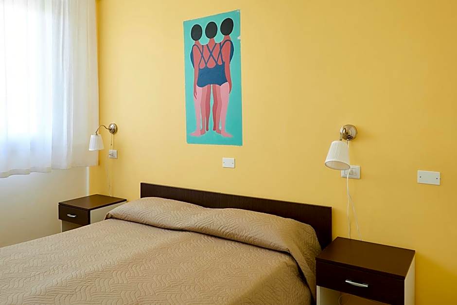 Soleē, Family Holidays & Hostelling