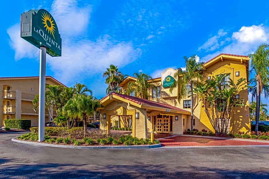 La Quinta Inn & Suites by Wyndham Tampa Bay Pinellas Park Clearw