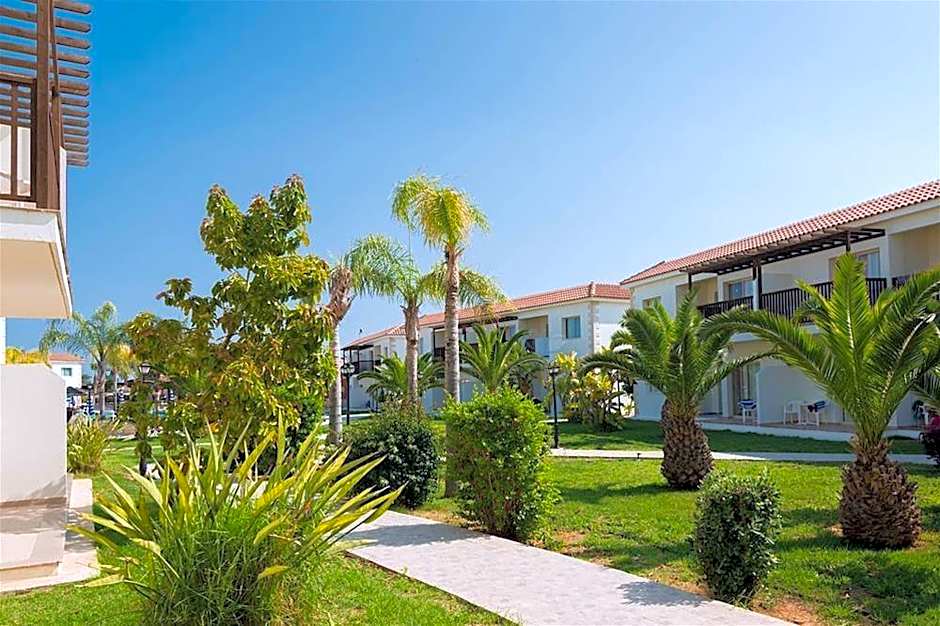 Tsokkos Paradise Holiday Village