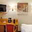 Garner Hamburg Wandsbek Marktplatz By IHG