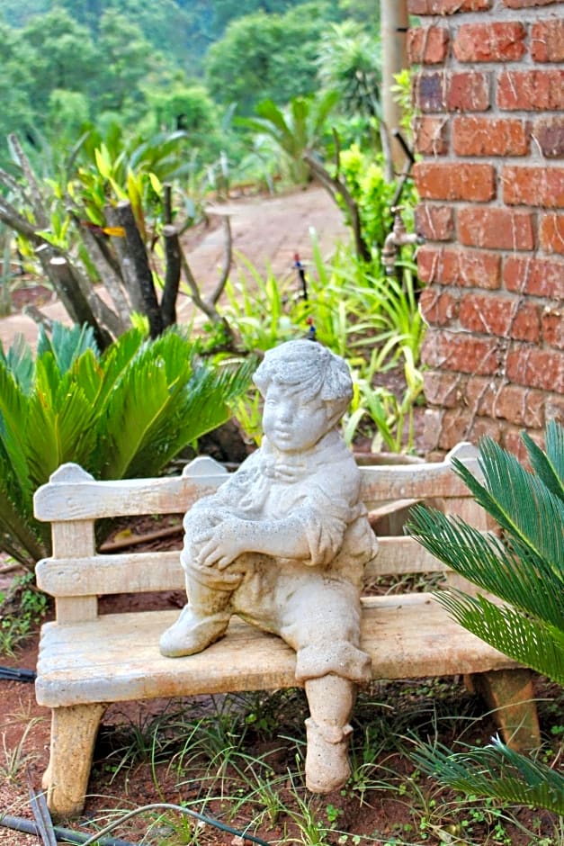 Granny Dots Country Spot