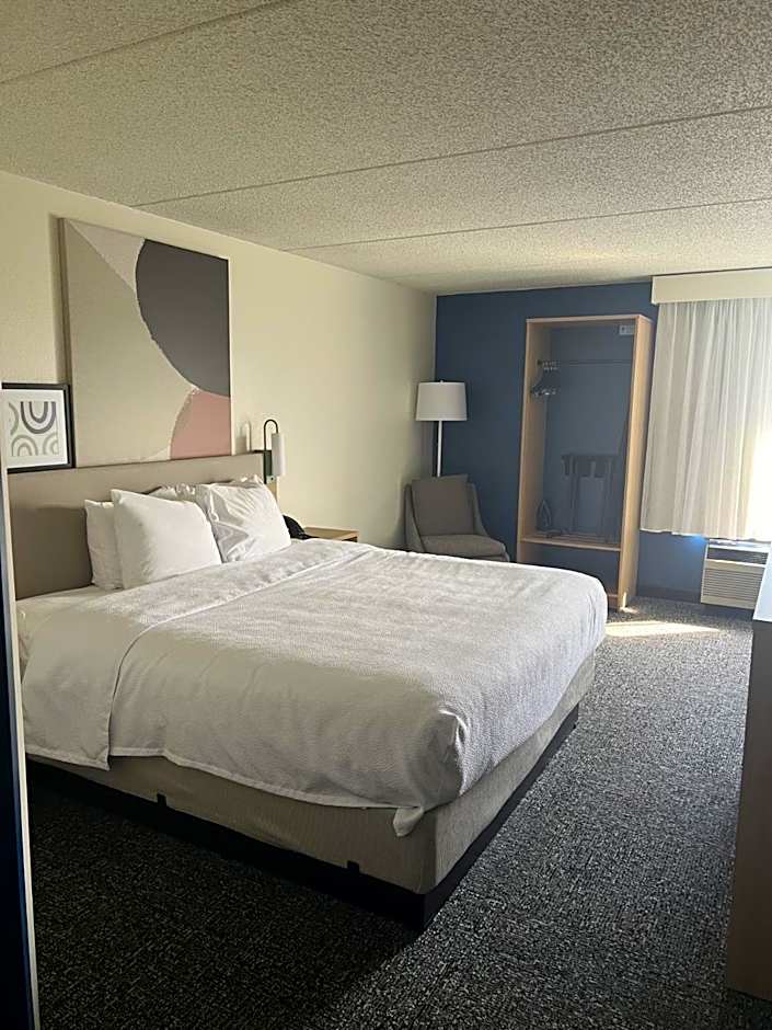 Spark by Hilton Green Bay