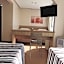 Hotel Dan Inn Express Porto Alegre - Próximo ao Complexo Santa Casa e Araújo Viana