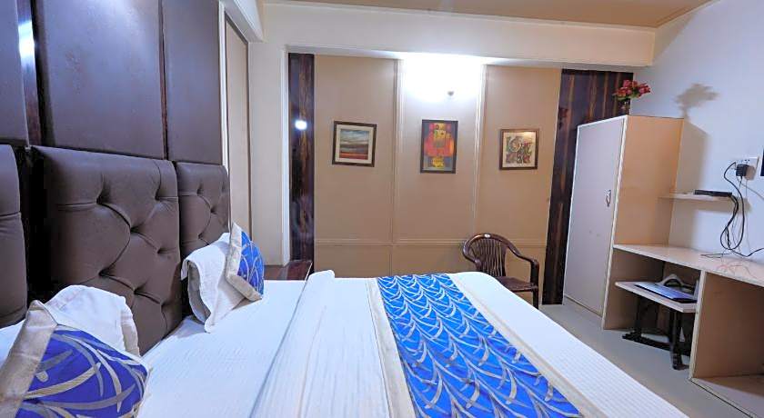 Hotel Oppera Mahipalpur - New Delhi 