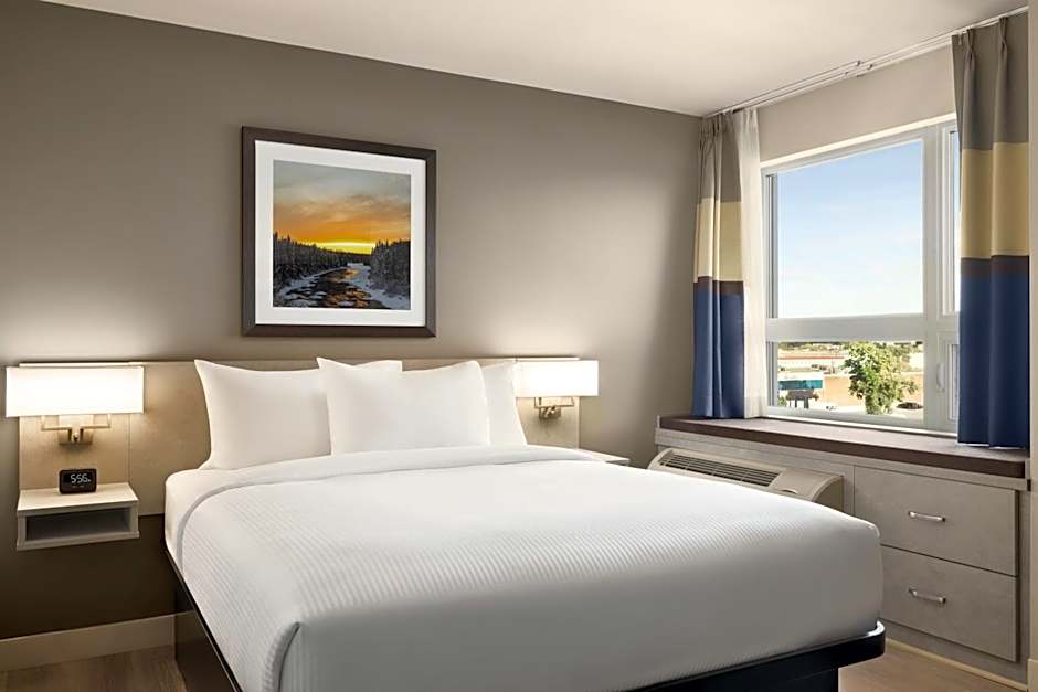 Microtel Inn & Suites by Wyndham Boisbriand