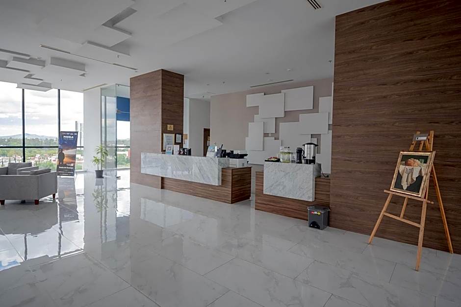 Wyndham Puebla Angelopolis