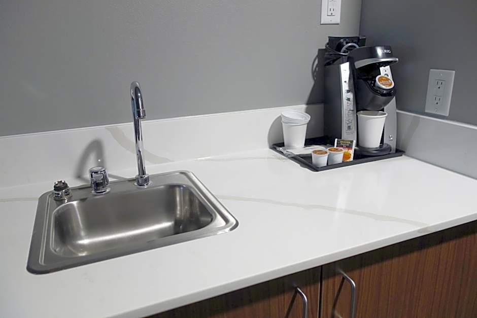La Quinta Inn & Suites by Wyndham Springfield