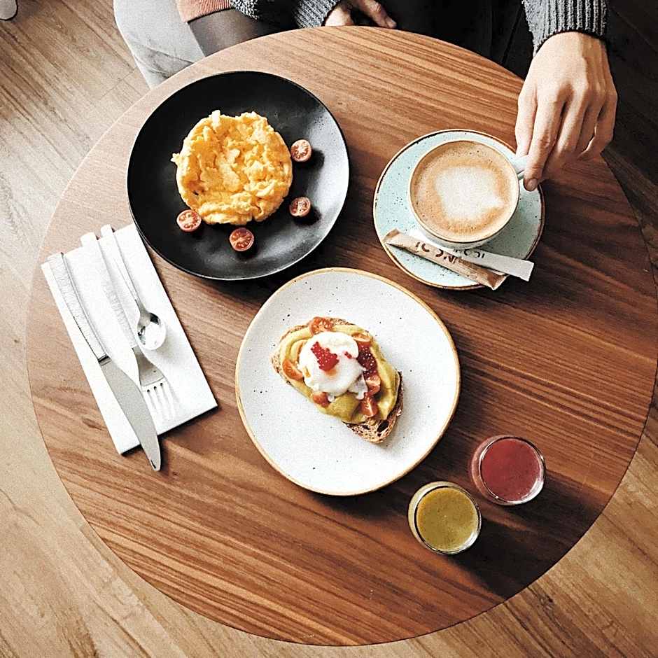 ICON Embassy by Petit Palace