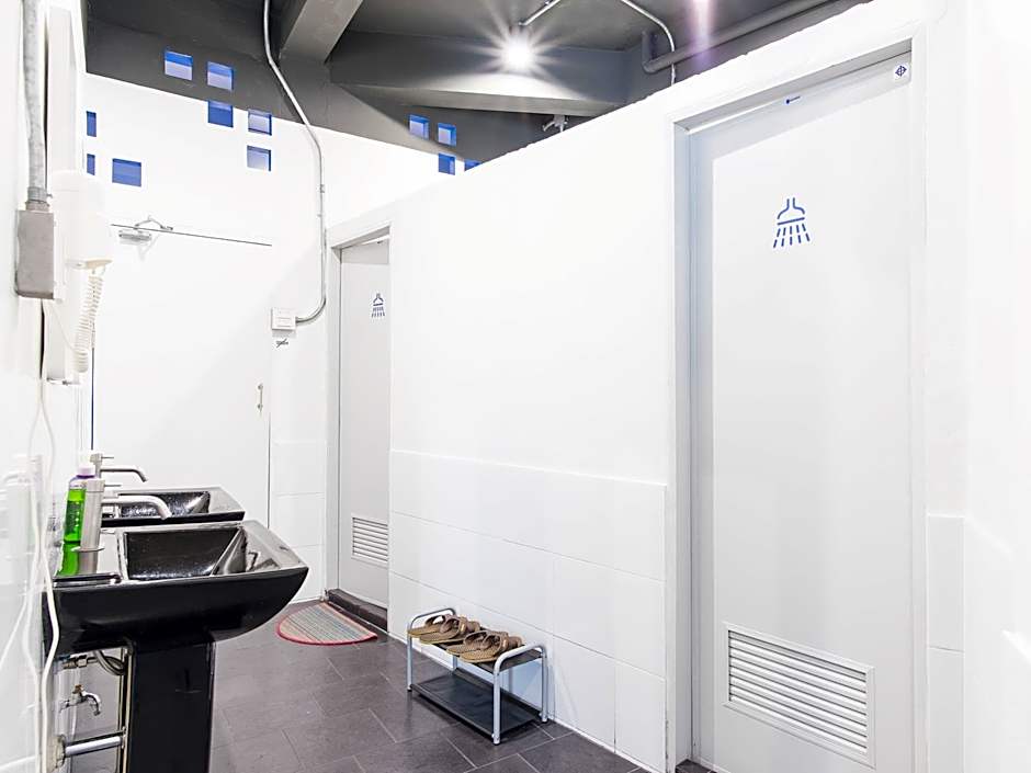 Loftel Station Hostel