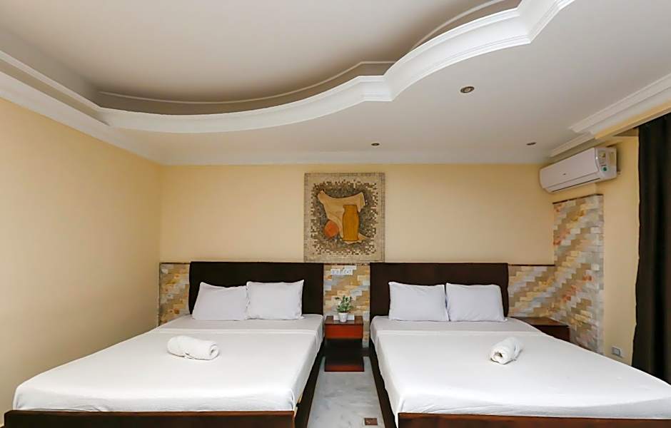 Turquoise Pyramids palace