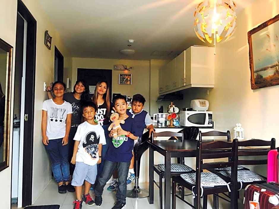 The Breys Courtyards Manor by Goshen