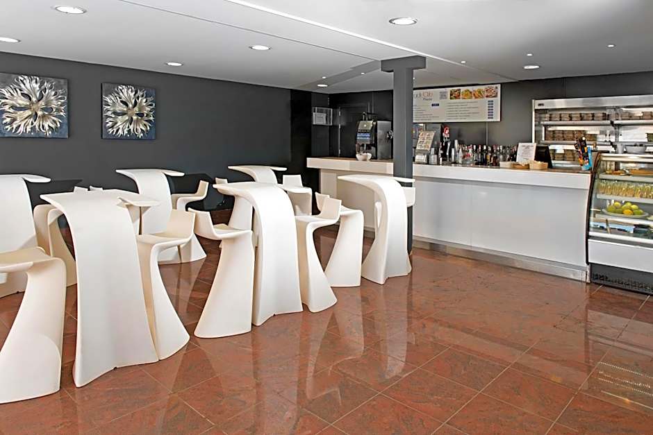 Mogan Princess & Beach Club