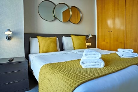One-Bedroom Apartment (4 Adults)