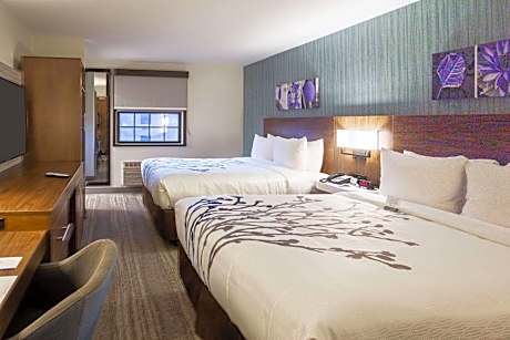 Standard Queen Room with Two Queen Beds - Non-Smoking