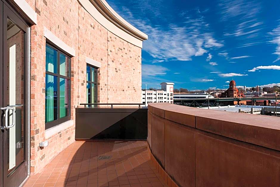 Residence Inn by Marriott Richmond Downtown