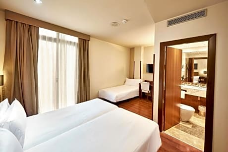 DOUBLE ROOM (CHILD)