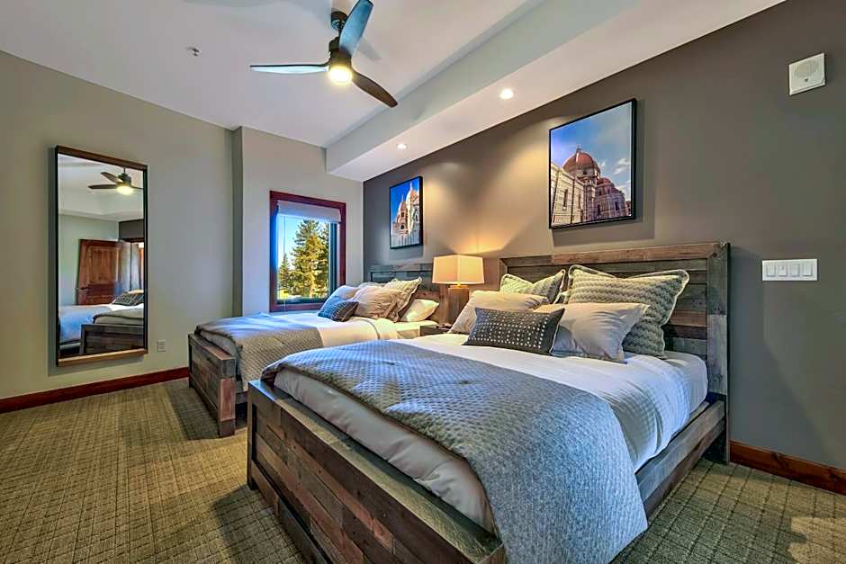 Photo 1 of 22 of Deluxe 2 Bedroom Apartment