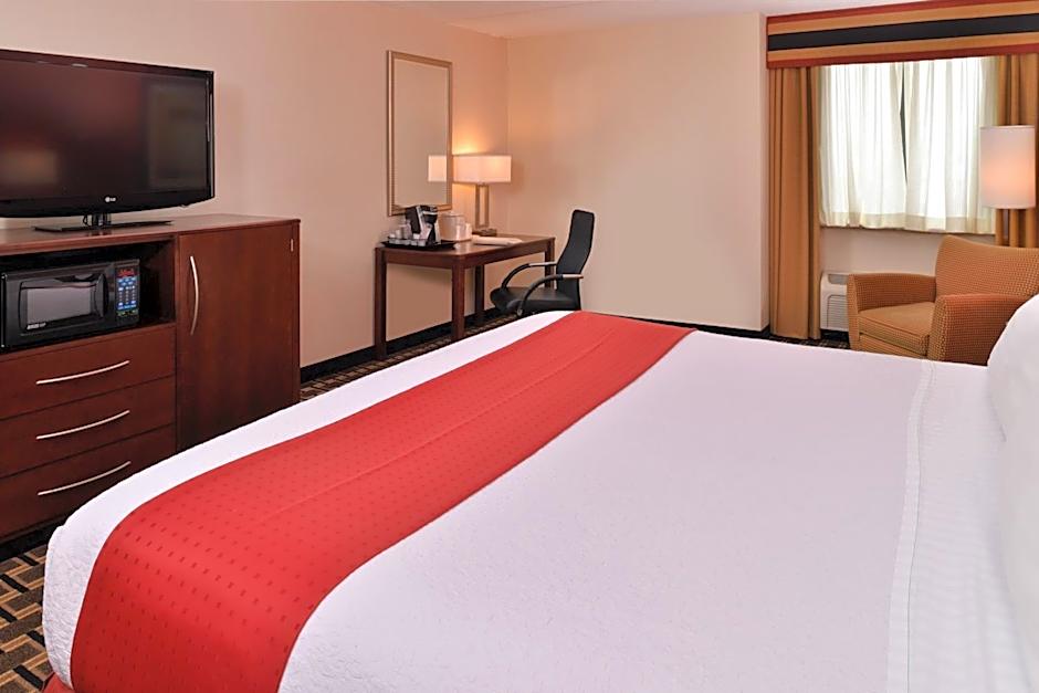 Holiday Inn New London By IHG
