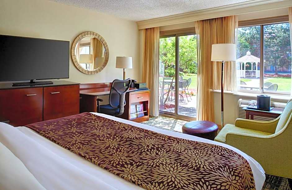 Detroit Marriott Livonia