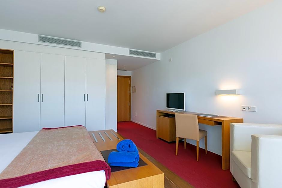 Photo 1 of 6 of Superior 1 Double Bed or 2 Beds