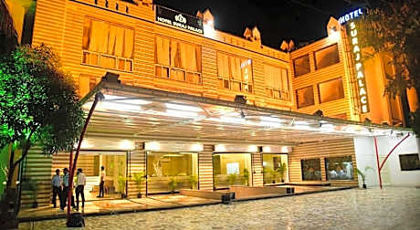Hotel Suraj Palace