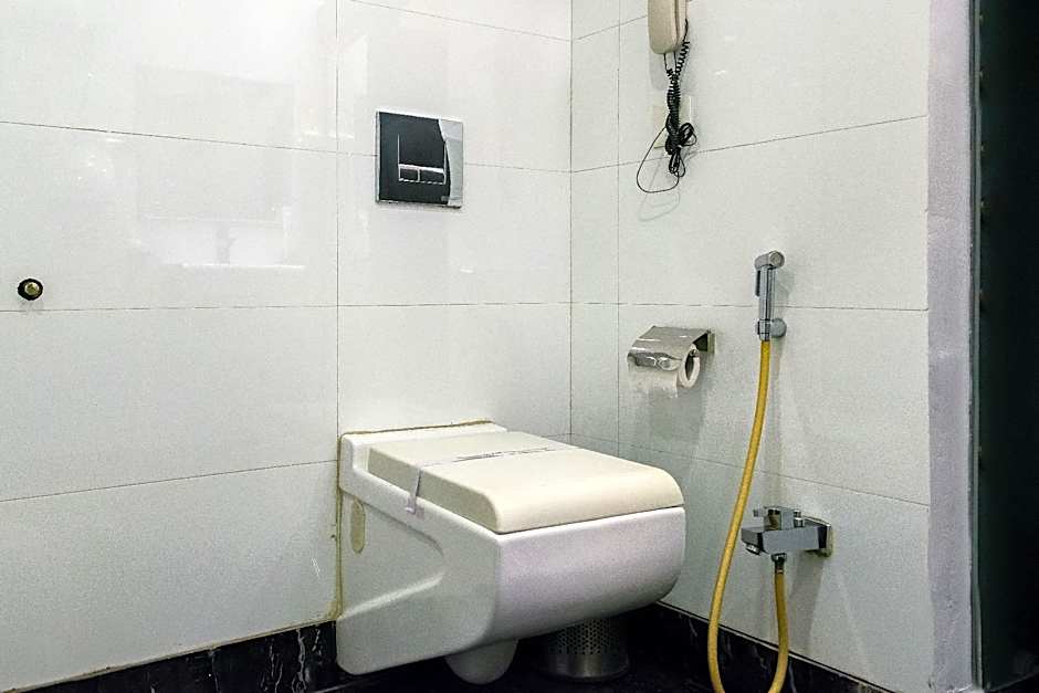 Treebo Trend Green View