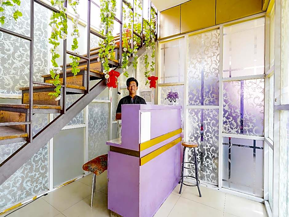 OYO 91299 Violet Guest House
