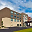 Holiday Inn Express & Suites Milan - Sandusky Area