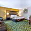 Quality Inn & Suites Leesburg Chain of Lakes