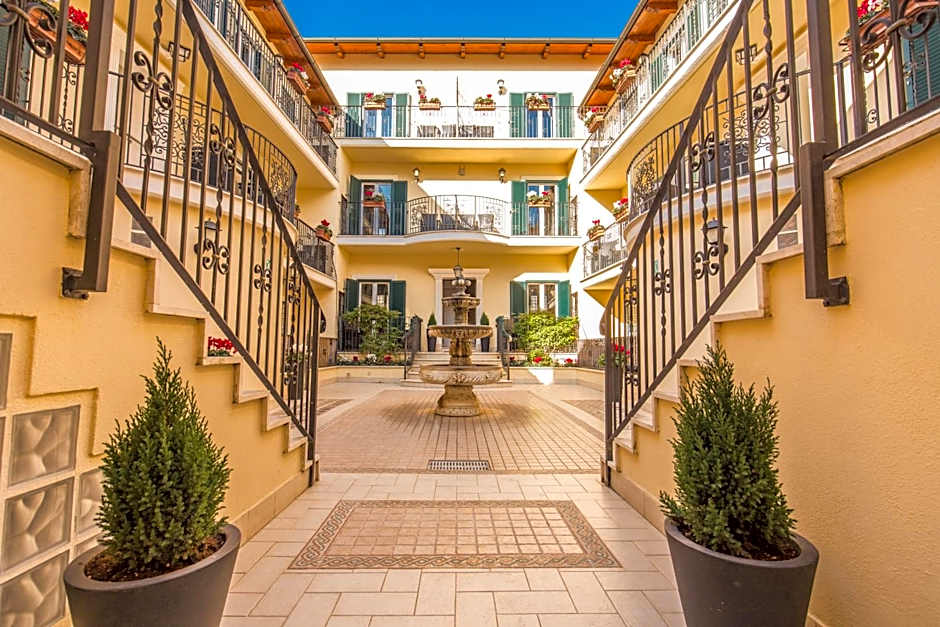 Aurelia Vatican Apartments