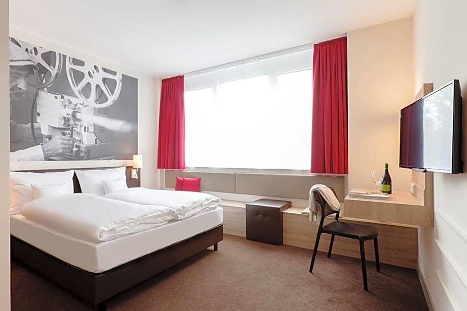 Vienna House Easy by Wyndham  Munchen