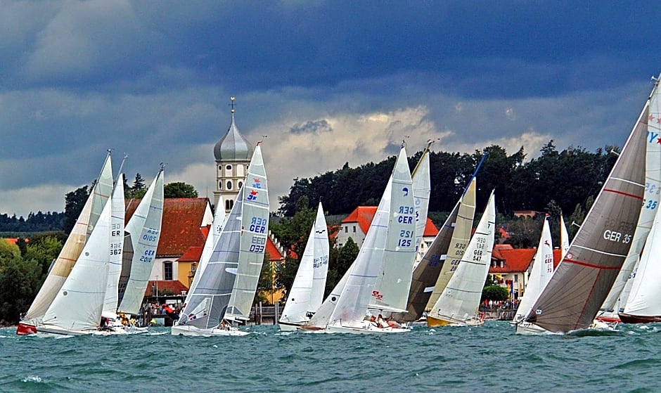 Schloss Hotel Wasserburg