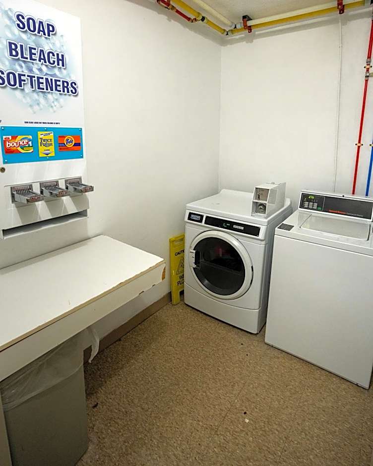 Clarion Hotel Detroit Metro Airport