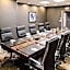 Crowne Plaza Suites MSP Airport - Mall of America By IHG