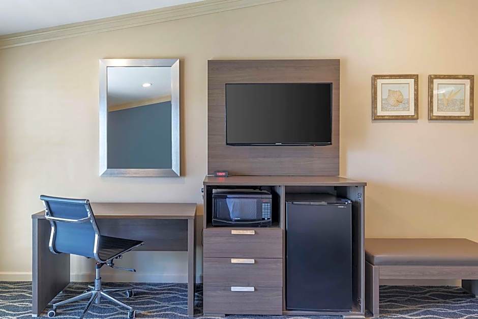 Best Western Plus Hill House