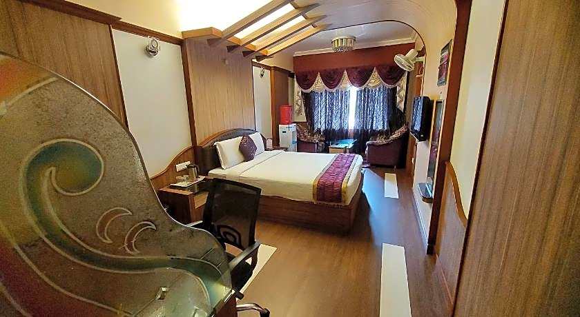 Hotel Astoria Residency