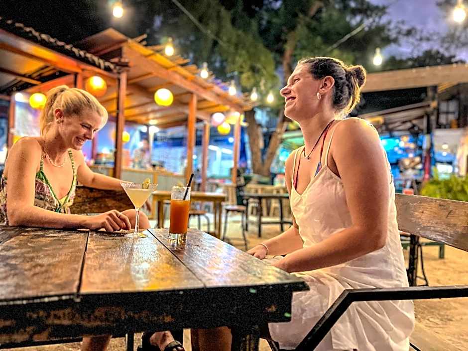 Gili Beach Bum Hostel