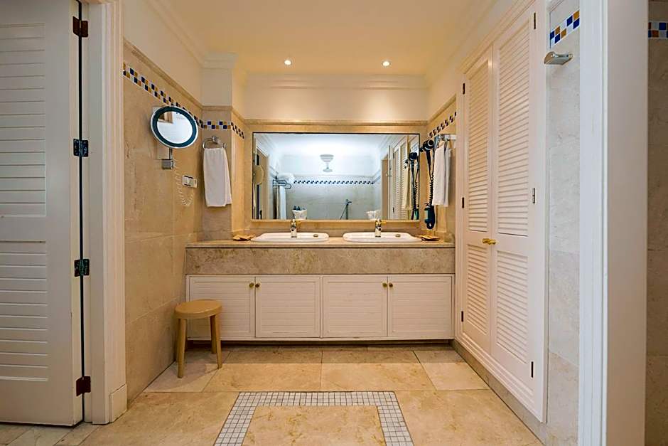 Hotel Playa Victoria