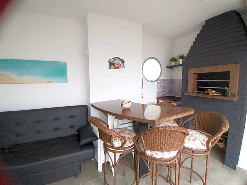 Itapema-Meia Praia- 3 quartos - Frente Mar!