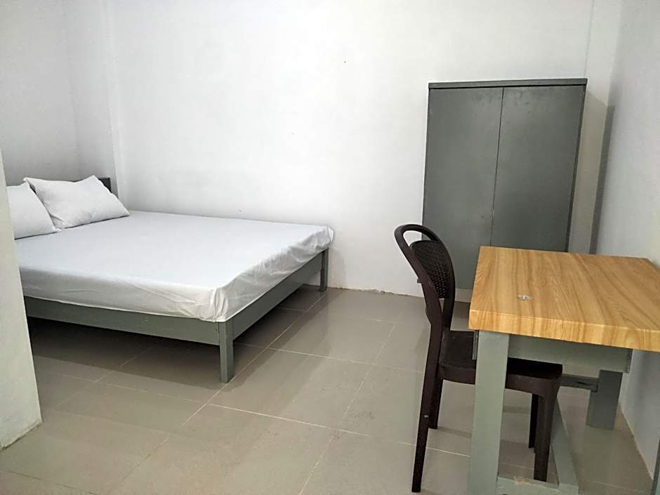 OYO Life 93054 Th Residence 135 Syariah