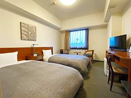 Twin Room - Non-Smoking