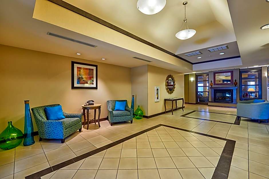Holiday Inn Express & Suites El Paso Airport By IHG