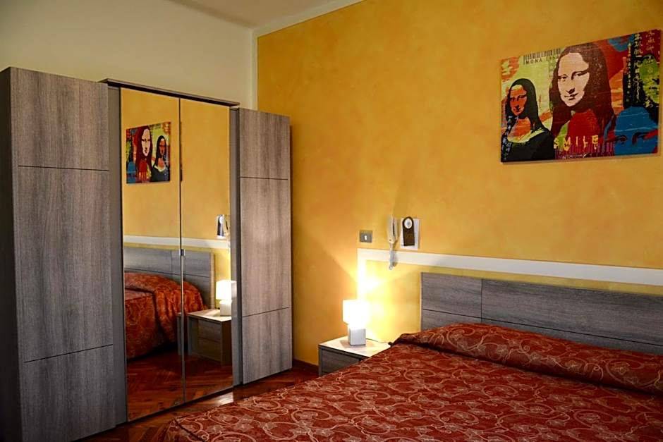Photo 1 of 6 of 1 Double Bed or 2 Beds