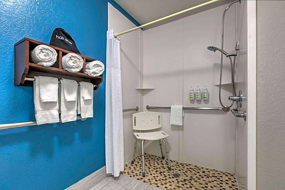 La Quinta Inn & Suites by Wyndham Weatherford