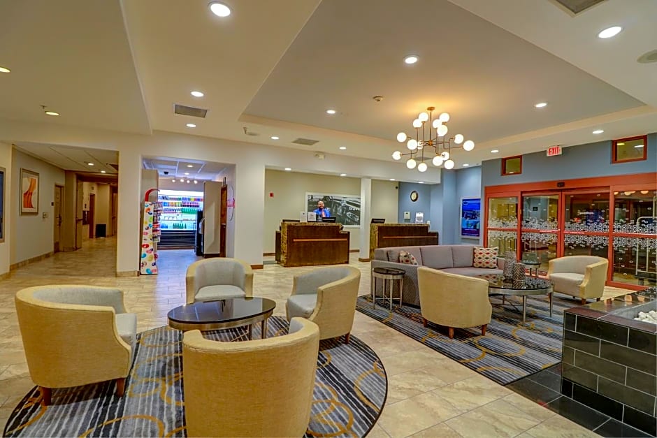 Hampton Inn Tropicana