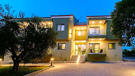 Estelle Family Luxury Apartments & Suites