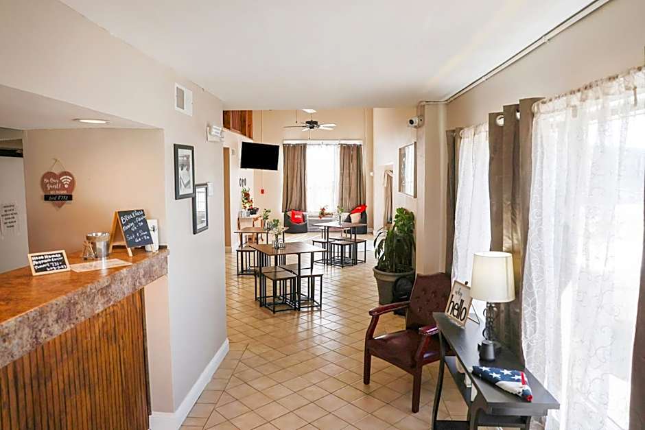 OYO Hotel Brownsville TN I-40